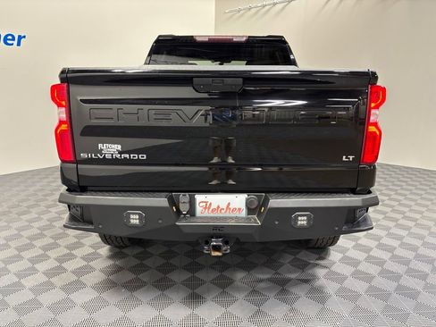 Used 2019 Chevrolet Silverado 1500 LT Trail Boss w/ Convenience Package AWD/4WD image 4