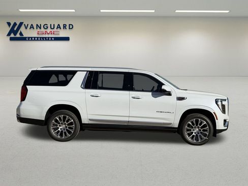 New 2026 GMC Yukon XL Denali w/ Sun & Power Step Package image 2