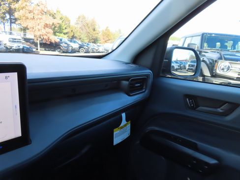 New 2026 Ford Maverick XL image 11