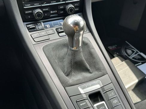Certified 2016 Porsche Boxster Spyder RWD image 29