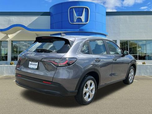 Used 2024 Honda HR-V LX image 4