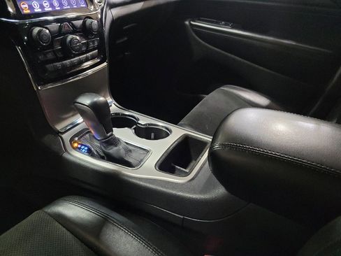 Used 2019 Jeep Grand Cherokee Altitude AWD/4WD image 26