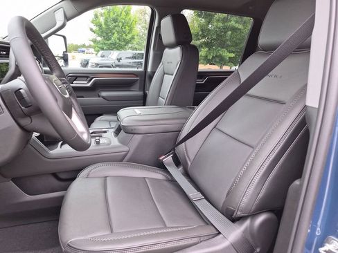 New 2026 GMC Sierra 2500 Denali w/ Denali Reserve Package AWD/4WD image 21