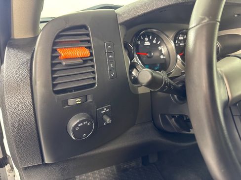 Used 2011 Chevrolet Silverado 1500 LT w/ All-Star Edition image 15