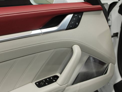 Certified 2023 Porsche 911 Turbo S w/ 911 Turbo Sportdesign Package image 21