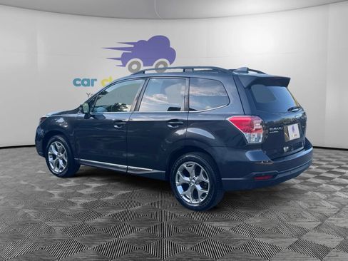 Used 2018 Subaru Forester 2.5i Touring AWD/4WD image 3