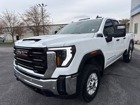 Used 2025 GMC Sierra 2500 Pro w/ 1SA Pro Safety Plus Package image 8