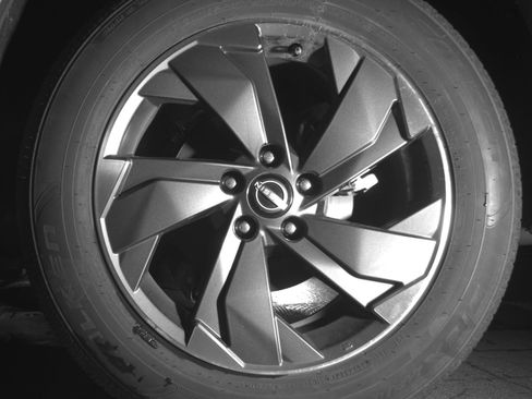 Used 2025 Nissan Rogue SV image 14