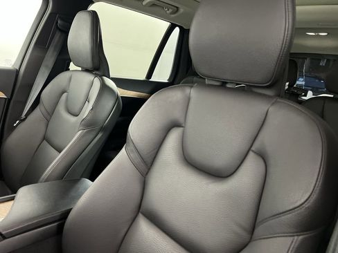 Used 2024 Volvo XC90 B6 Plus w/ Protection Package image 14