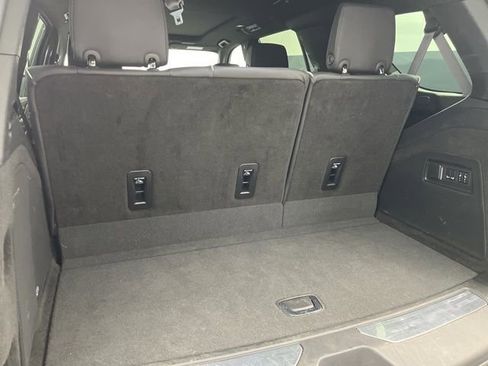 Used 2024 Cadillac Escalade Sport image 23