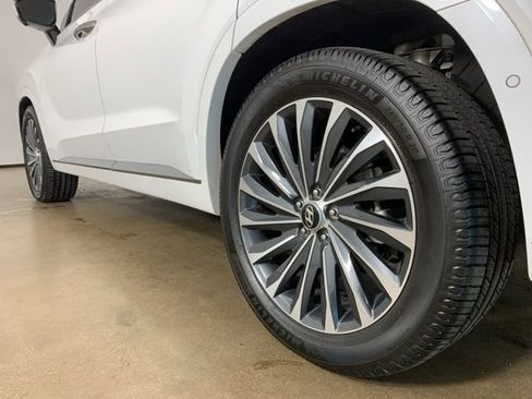 Used 2023 Hyundai Palisade Calligraphy w/ Cargo Package AWD/4WD image 17