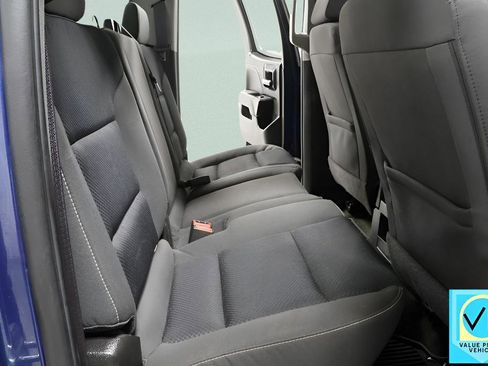 Used 2017 GMC Sierra 1500 SLE image 26