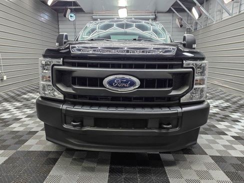 Used 2020 Ford F350 XL w/ Power Equipment Group AWD/4WD image 3