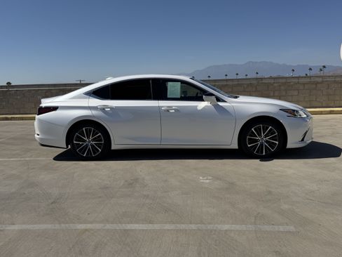 Certified 2023 Lexus ES 350 w/ Premium Package FWD image 12