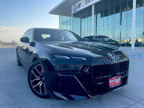 New 2026 BMW 740i xDrive AWD/4WD image 1