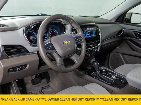 Used 2018 Chevrolet Traverse LT FWD image 5