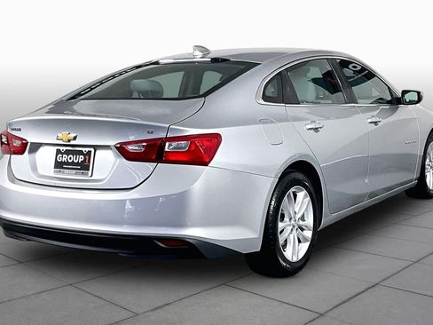 Used 2016 Chevrolet Malibu LT FWD image 12