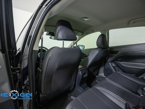 Used 2025 Subaru Crosstrek 2.5i Premium w/ Crosstrek Mirror Package AWD/4WD image 26