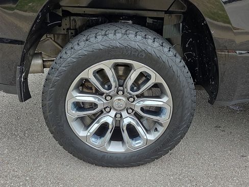 Used 2019 RAM 1500 Big Horn RWD image 7