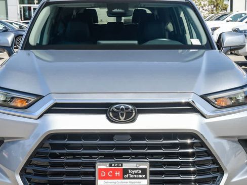 Used 2025 Toyota Grand Highlander AWD Hybrid image 5