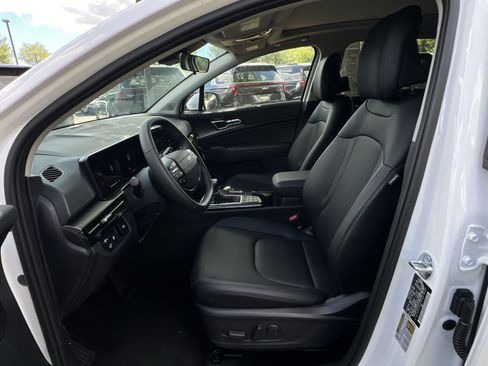 New 2027 Kia Sportage EX FWD image 18