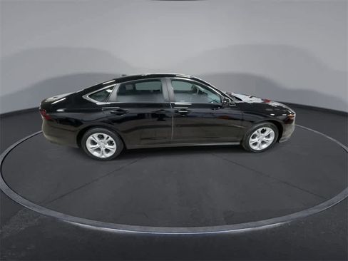 Used 2023 Honda Accord LX image 9