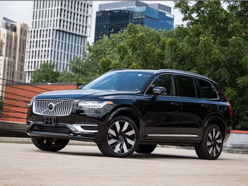 Certified 2024 Volvo XC90 T8 Plus w/ Protection Package AWD/4WD image 1