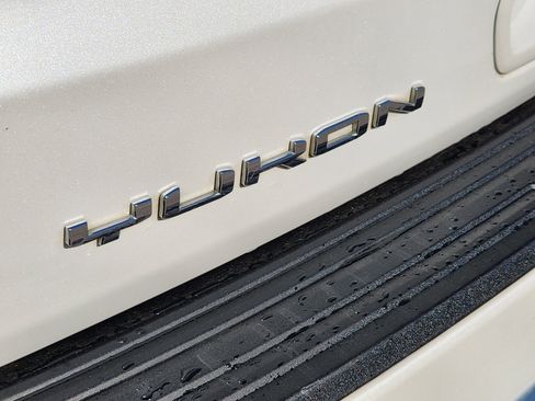 Certified 2023 GMC Yukon XL Denali w/ Max Trailering Package image 11