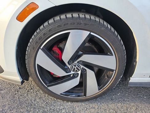 Used 2024 Volkswagen GTI S image 10