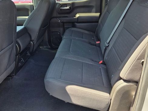 Used 2022 Chevrolet Silverado 1500 Custom image 5
