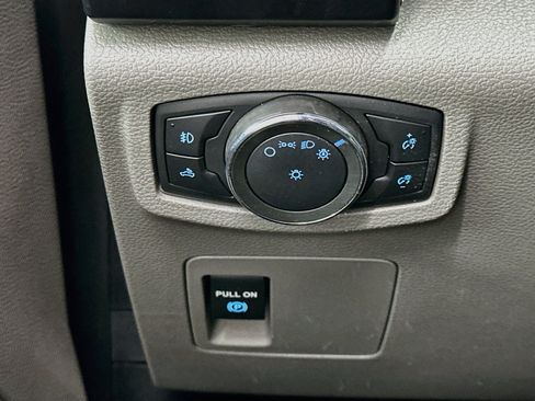 Used 2020 Ford F150 XL w/ Equipment Group 101A Mid AWD/4WD image 17