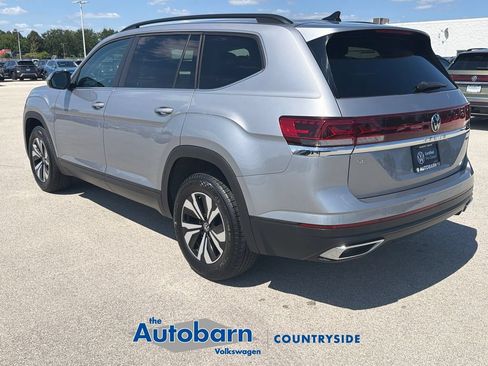 Certified 2024 Volkswagen Atlas SE AWD/4WD image 4
