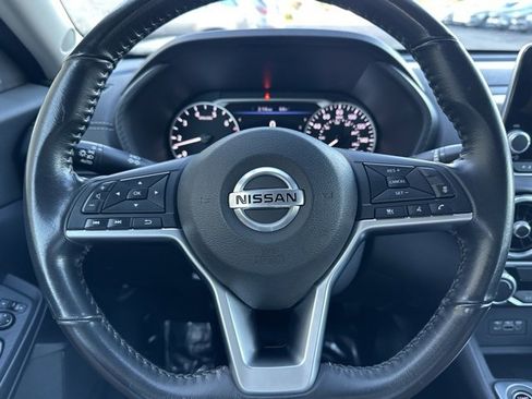 Certified 2022 Nissan Sentra SV image 20