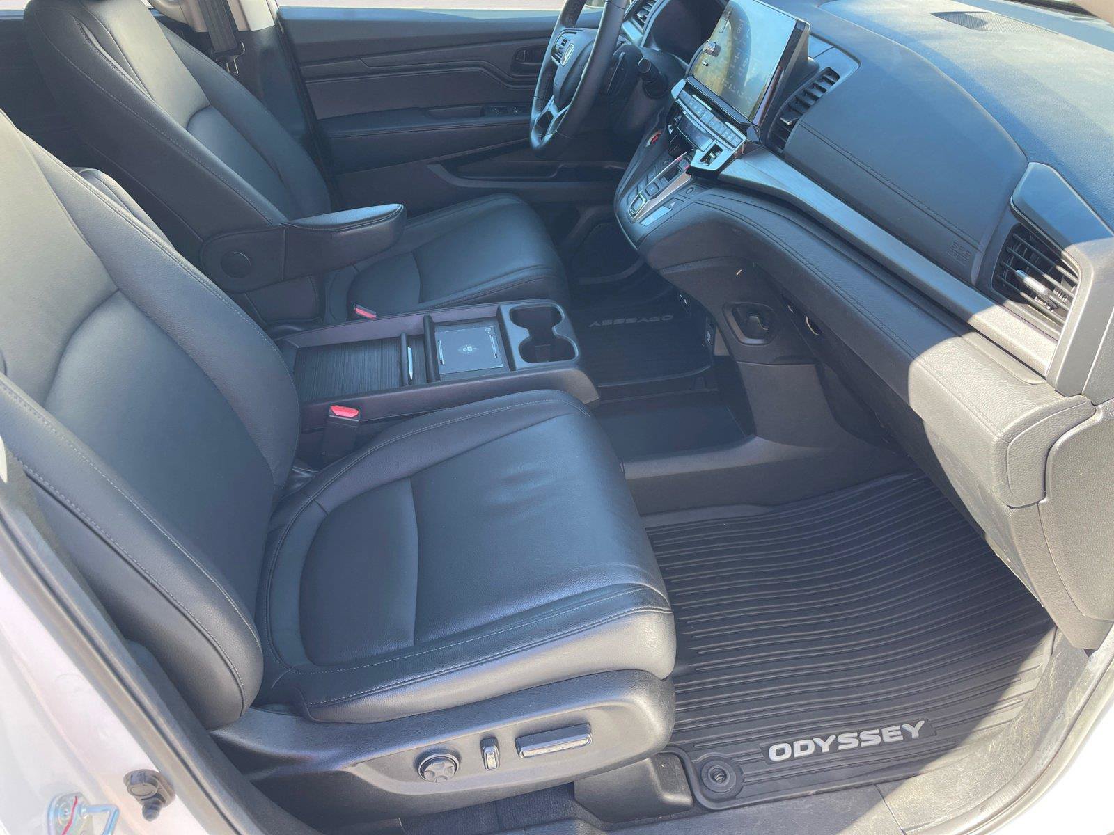 Used 2025 Honda Odyssey EX-L image 15
