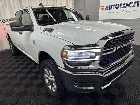 Used 2023 RAM 2500 Big Horn w/ Level 2 Equipment Group AWD/4WD image 3