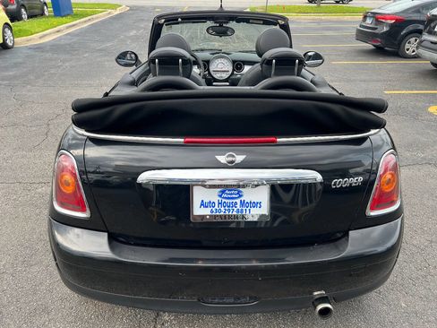 Used 2010 MINI Cooper Convertible FWD image 18