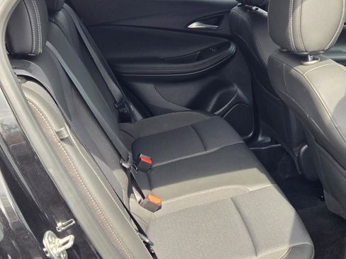 Certified 2025 Buick Encore GX Preferred AWD/4WD image 11