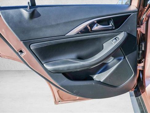 Used 2019 INFINITI QX30 Premium w/ Navigation Package image 25