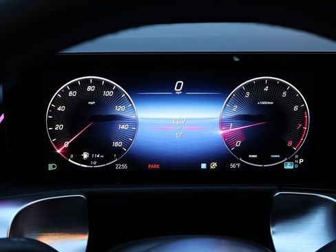 New 2025 Mercedes-Benz GLB 250 4MATIC image 29