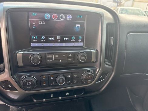 Used 2018 Chevrolet Silverado 1500 LT w/ Texas Edition image 11