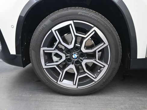 New 2026 BMW X1 xDrive28i w/ Convenience Package AWD/4WD image 4
