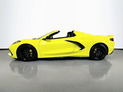 Used 2023 Chevrolet Corvette Stingray Preferred Conv w/ Battery Protection Package RWD image 6