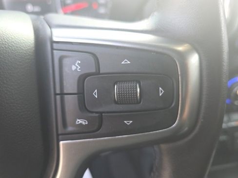 Used 2020 Chevrolet Silverado 1500 LT Trail Boss image 11