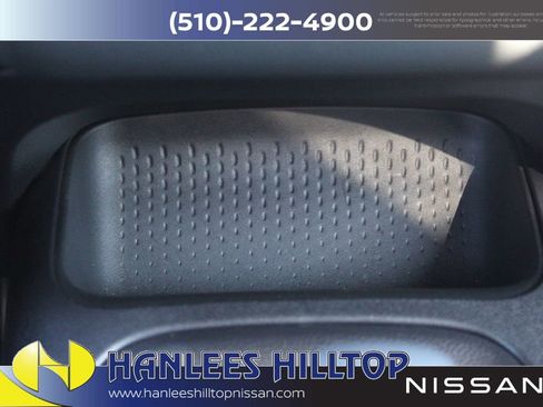 Used 2025 Toyota Corolla LE image 21