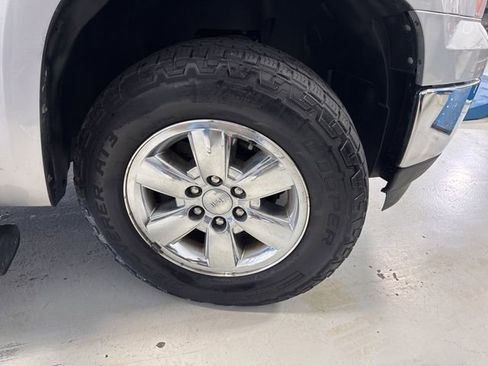 Used 2012 GMC Sierra 1500 SLT w/ SLT Convenience Package AWD/4WD image 34
