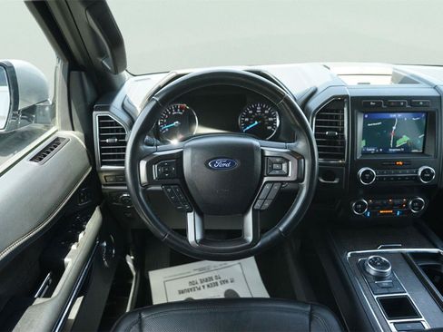 Certified 2021 Ford Expedition Max Limited RWD image 24
