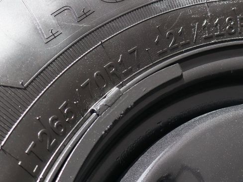 Used 2017 RAM 2500 Tradesman w/ Popular Equipment Group image 37