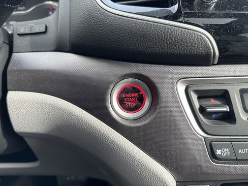 Used 2023 Honda Ridgeline RTL image 15