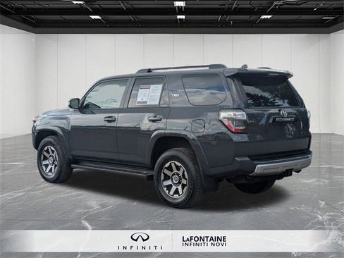 Used 2024 Toyota 4Runner TRD Off-Road Premium image 3