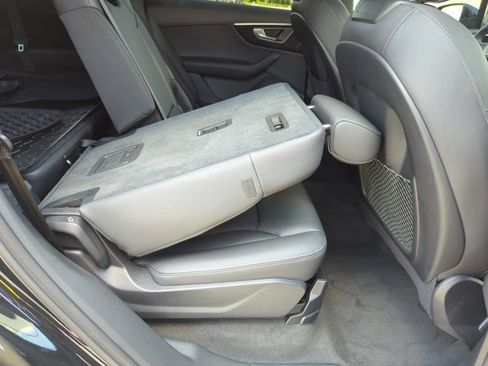 Used 2025 Audi Q7 2.0T Premium AWD/4WD image 24